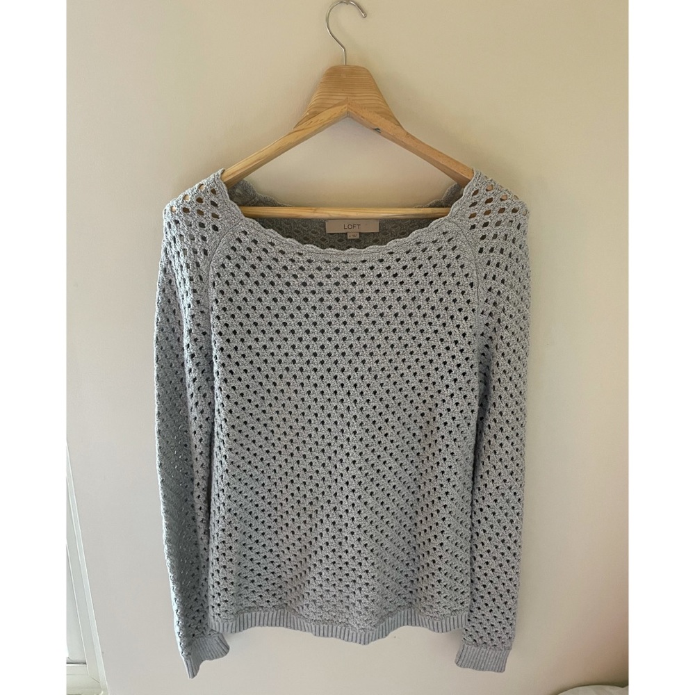 Loft Gray Sweater Size Medium